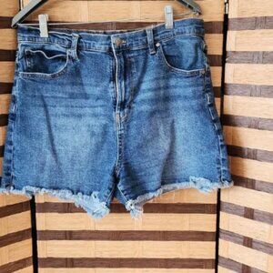 Celebrity pink frayed hem shorts